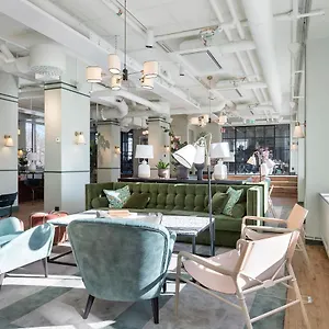 Gio; Bw Signature Collection Hotel Solna